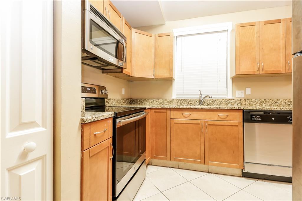 425 Nw 4th St Property Photo 6