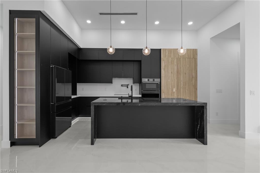 223 Nw 4th Ave Property Photo 11