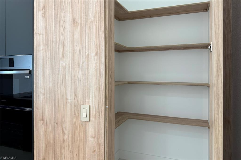 223 Nw 4th Ave Property Photo 12