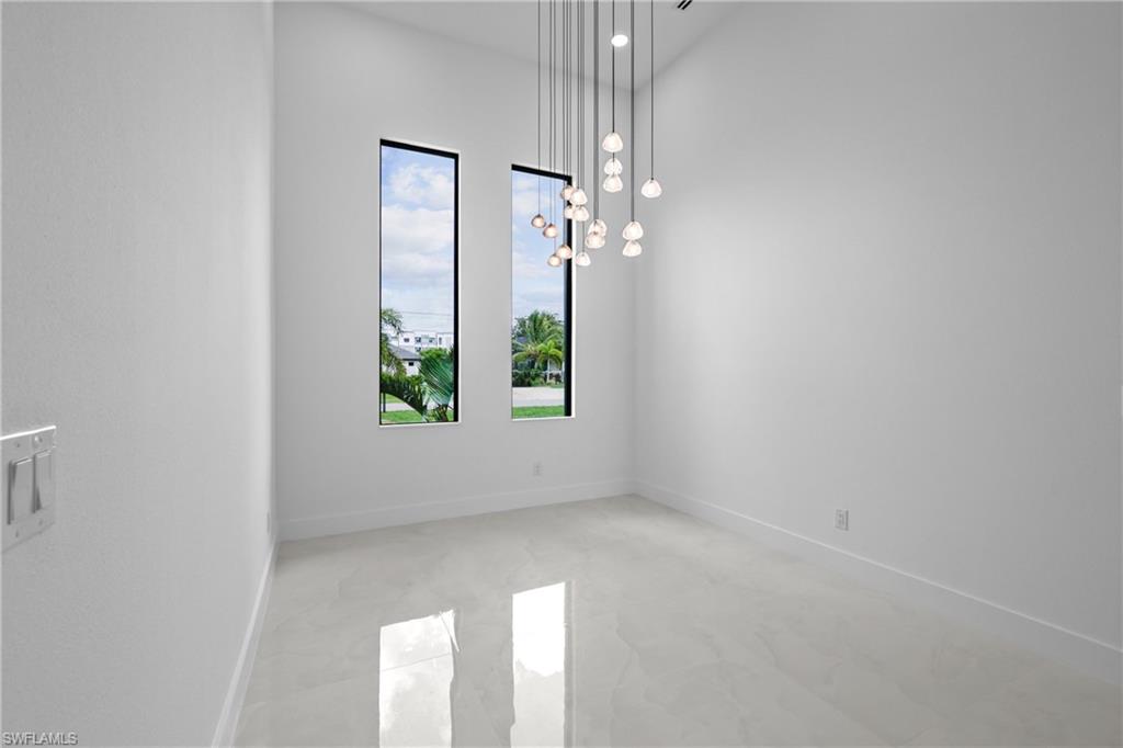 223 Nw 4th Ave Property Photo 17