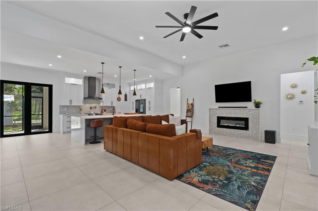 106 18th Ave Ne Property Photo 6