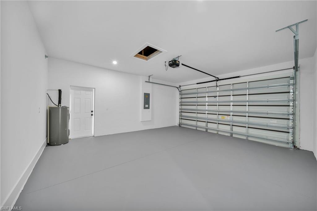 741 Camilla St E Property Photo 8