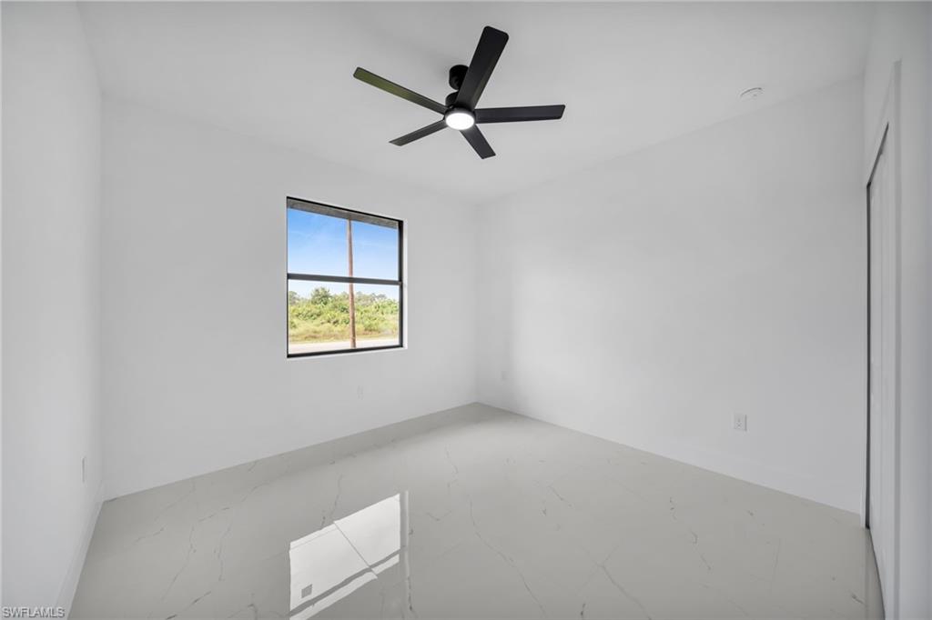 741 Camilla St E Property Photo 14