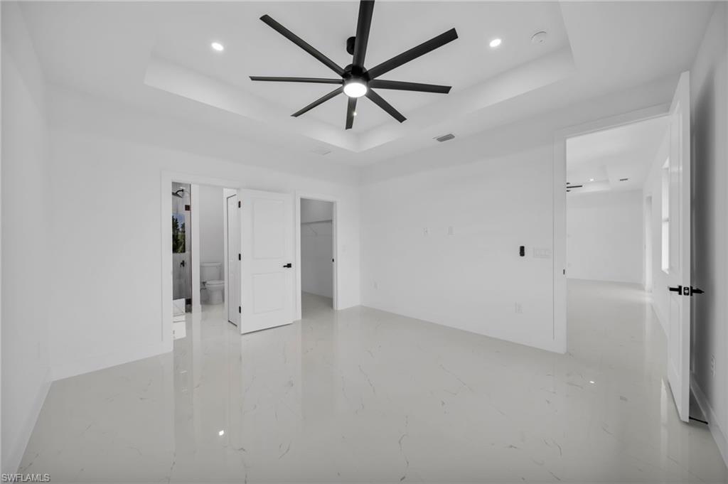 741 Camilla St E Property Photo 20