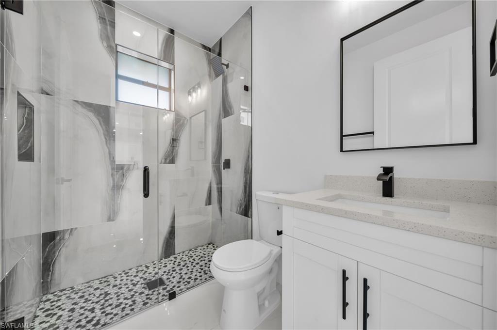 741 Camilla St E Property Photo 24