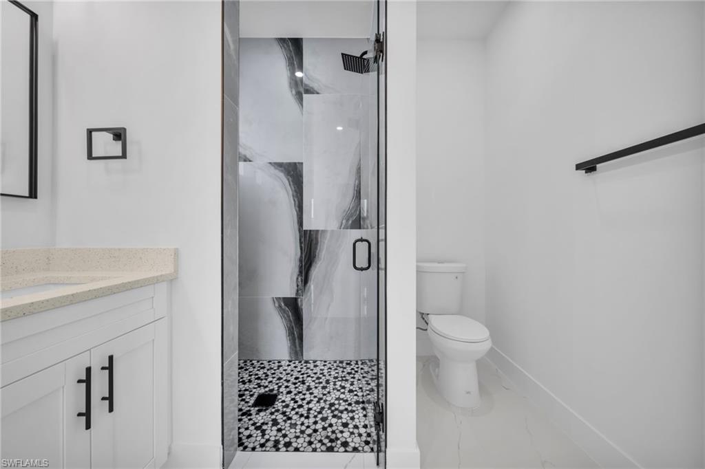 741 Camilla St E Property Photo 25