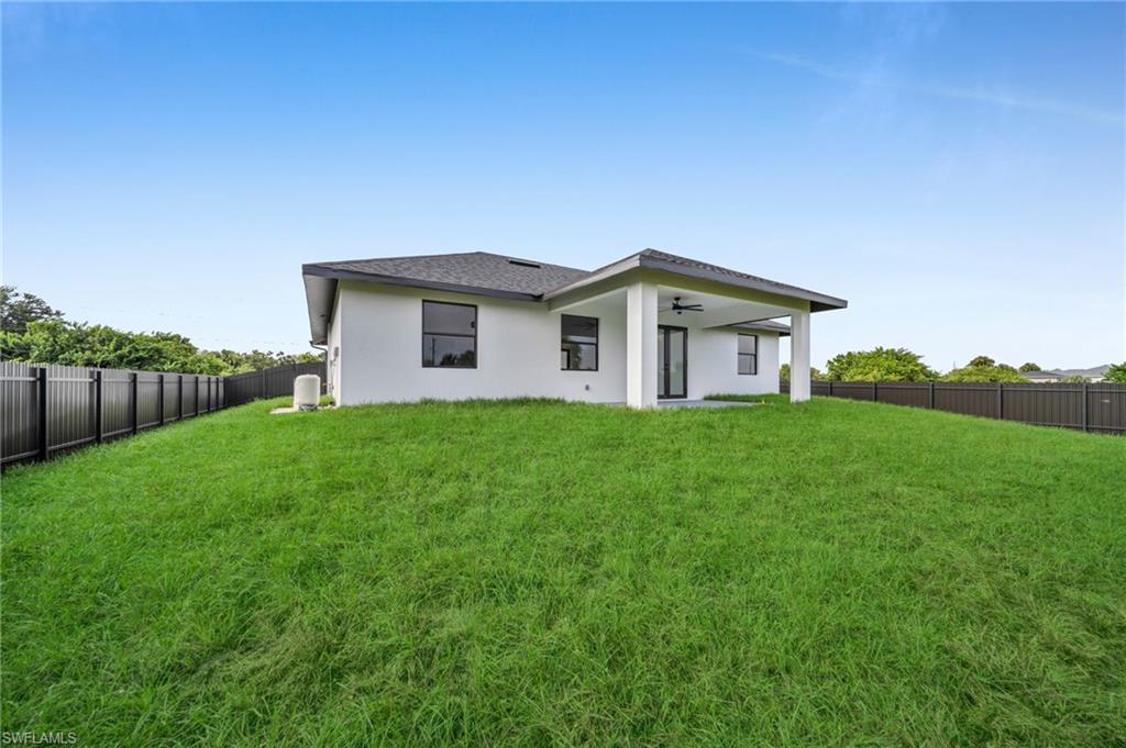 741 Camilla St E Property Photo 28