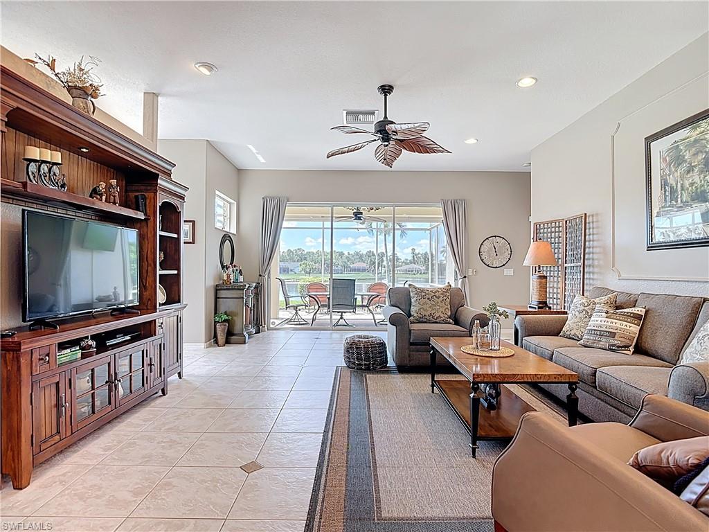 1860 Corona Del Sire Dr Property Photo 5