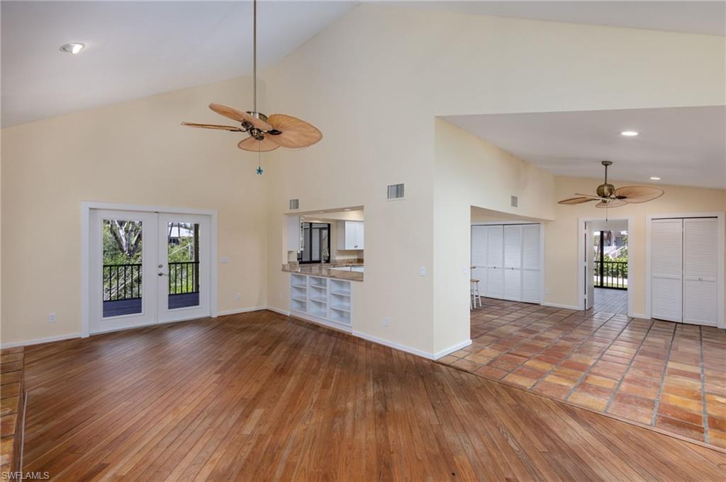 1345 Junonia St Property Photo 2