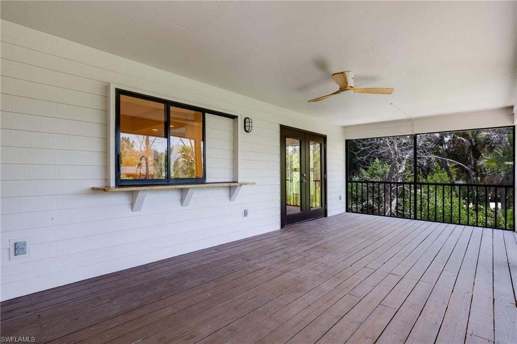 1345 Junonia St Property Photo 6