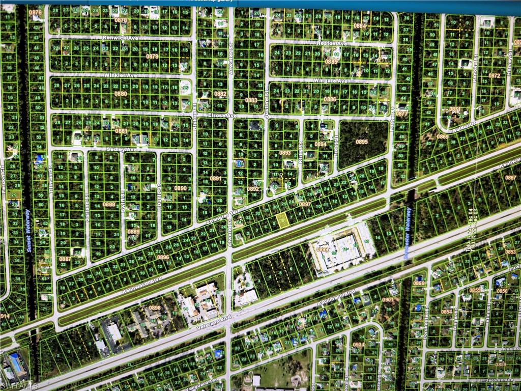 20374 Kenilworth Blvd Property Photo 3