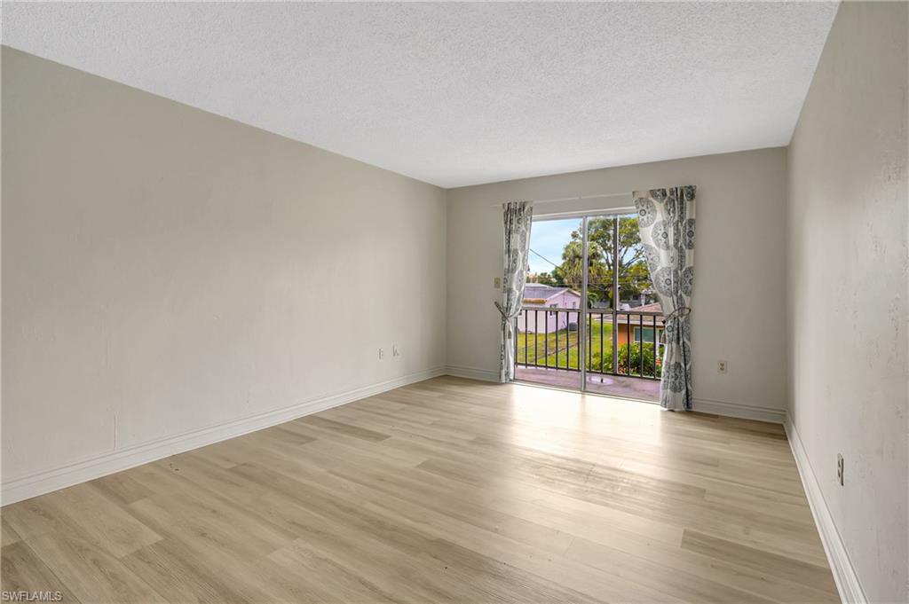 4906 Victoria Dr 209 Property Photo 17