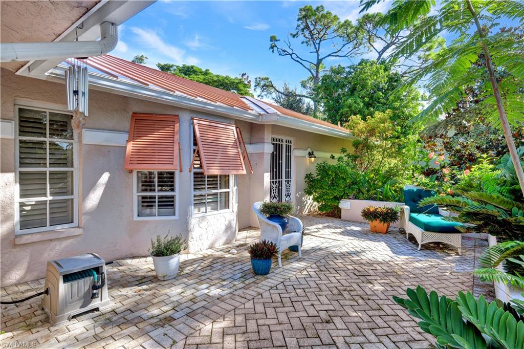 15830 Gleneagle Ct Property Photo 2