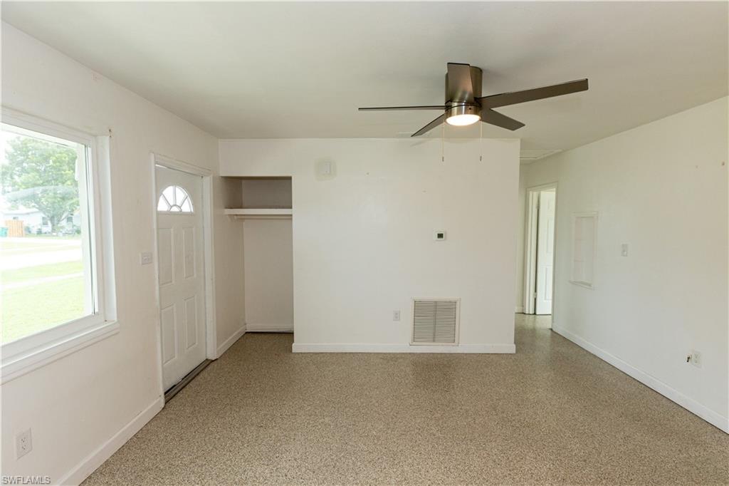 21043 Bersell Ave Property Photo 4