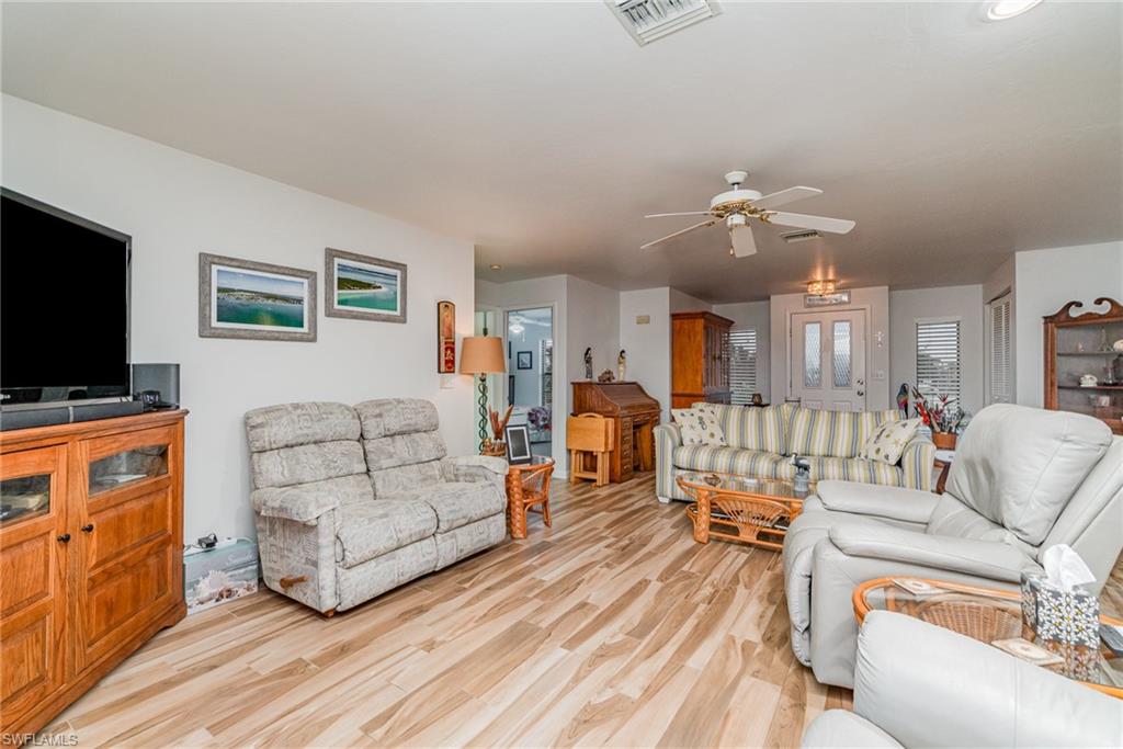 2391 Date St Property Photo 9