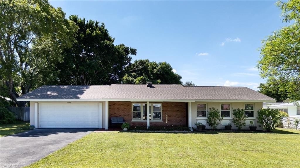 1292 Biltmore Dr Property Photo 1