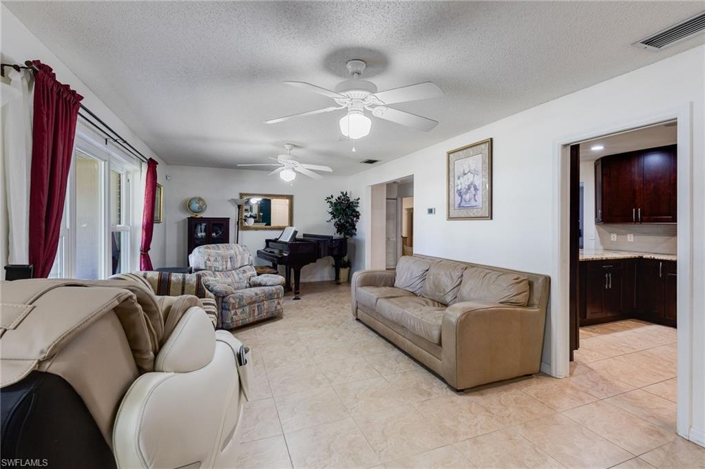 1292 Biltmore Dr Property Photo 18