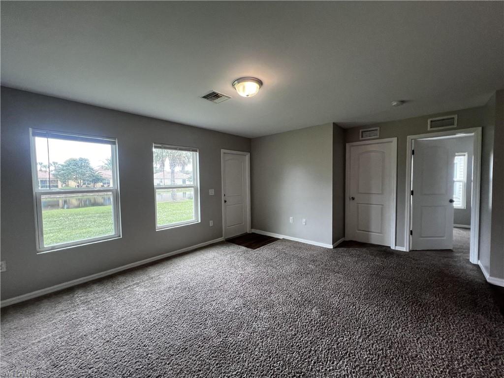 18319 Gibraltar Ln Property Photo 4