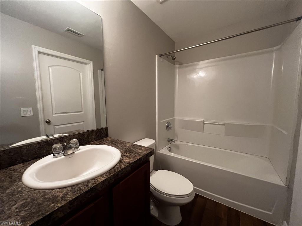 18319 Gibraltar Ln Property Photo 14