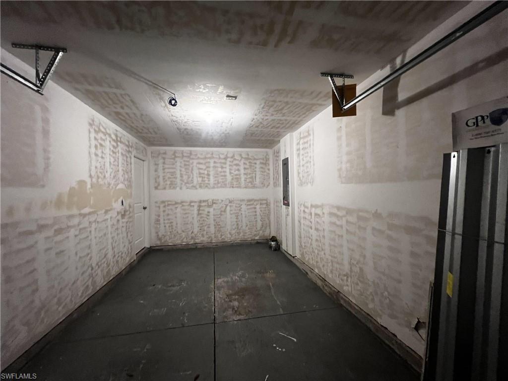 18319 Gibraltar Ln Property Photo 16