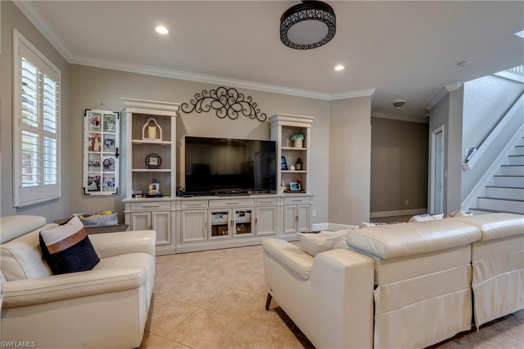 8309 Sumner Ave Property Photo 7