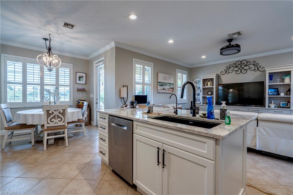 8309 Sumner Ave Property Photo 11