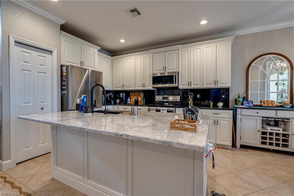 8309 Sumner Ave Property Photo 12