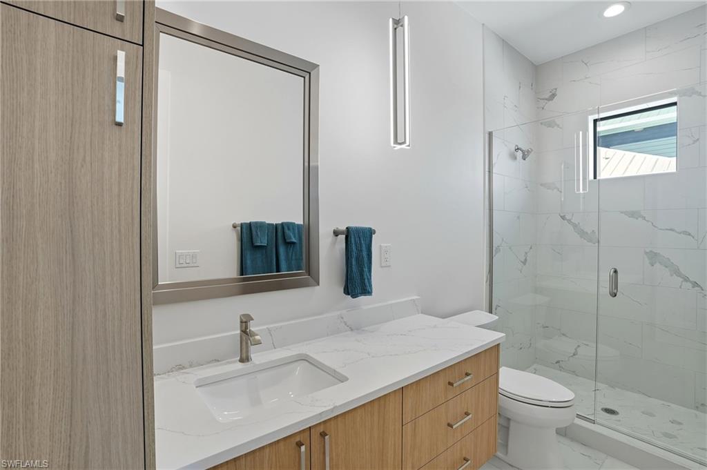 276 Albatross St Property Photo 25