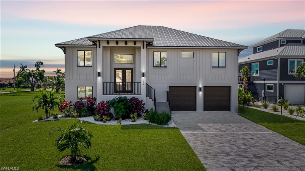 276 Albatross St Property Photo 43