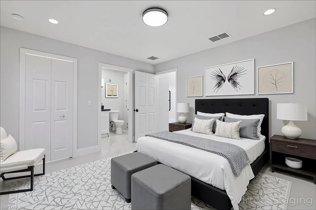 2906 68th St W Property Photo 4