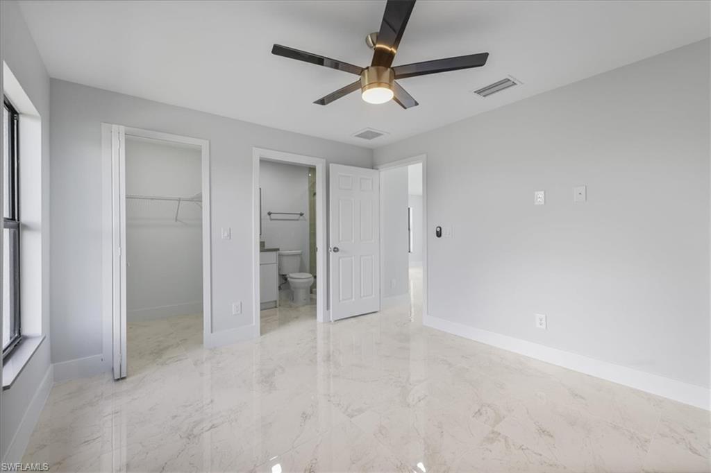 2906 68th St W Property Photo 22