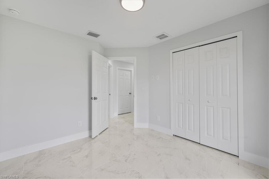 2906 68th St W Property Photo 27