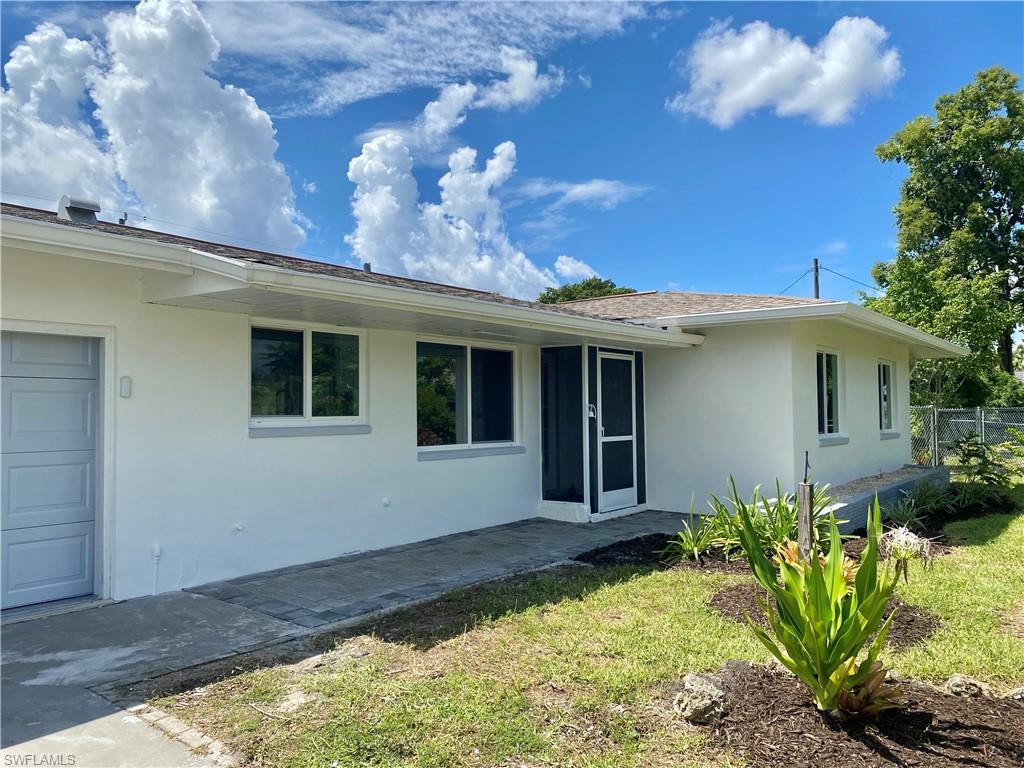 1306 Se 43rd Ter Property Photo 3