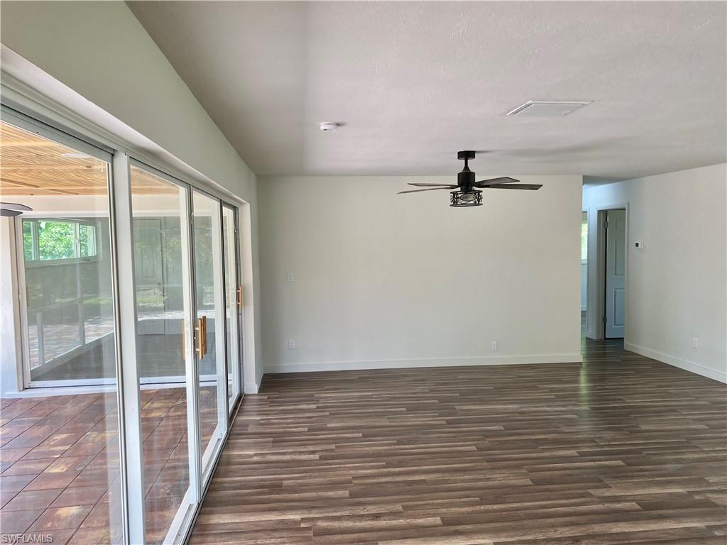 1306 Se 43rd Ter Property Photo 16