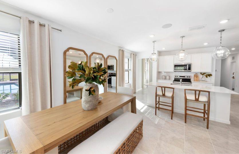 1023 Caloosa Breeze Dr Property Photo 5