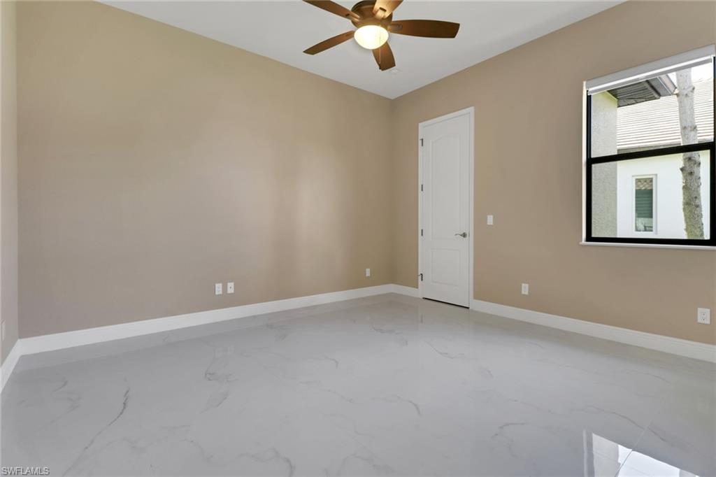 1911 Sw 47th St Property Photo 24