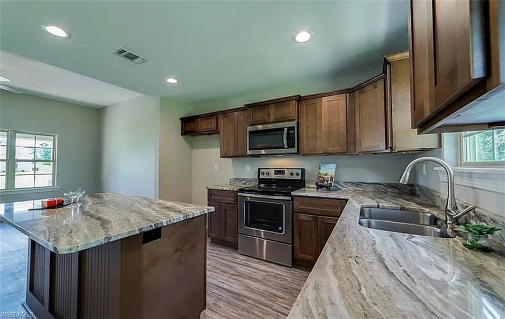 6123 Hendley Ct Property Photo 10