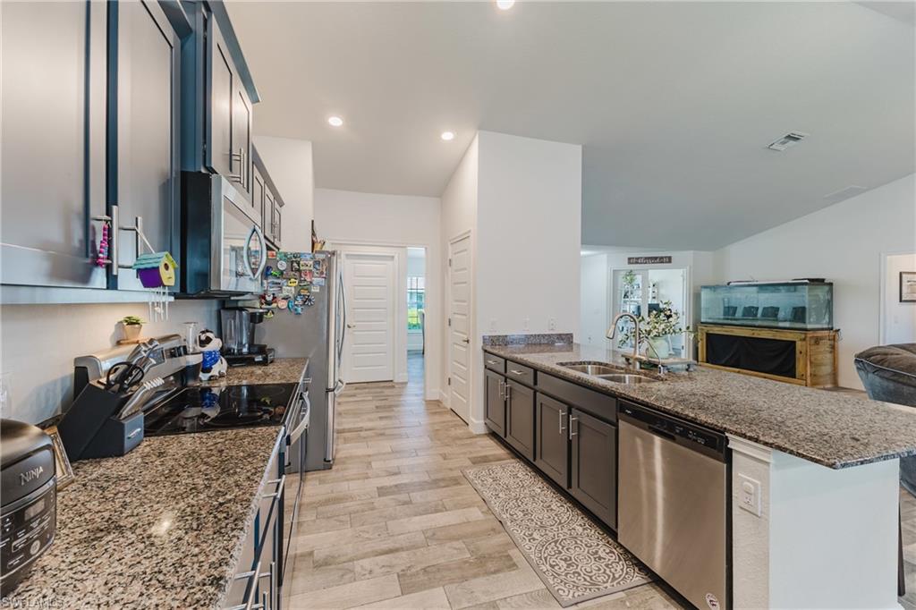 4301 Ne 9th Ave Property Photo 20