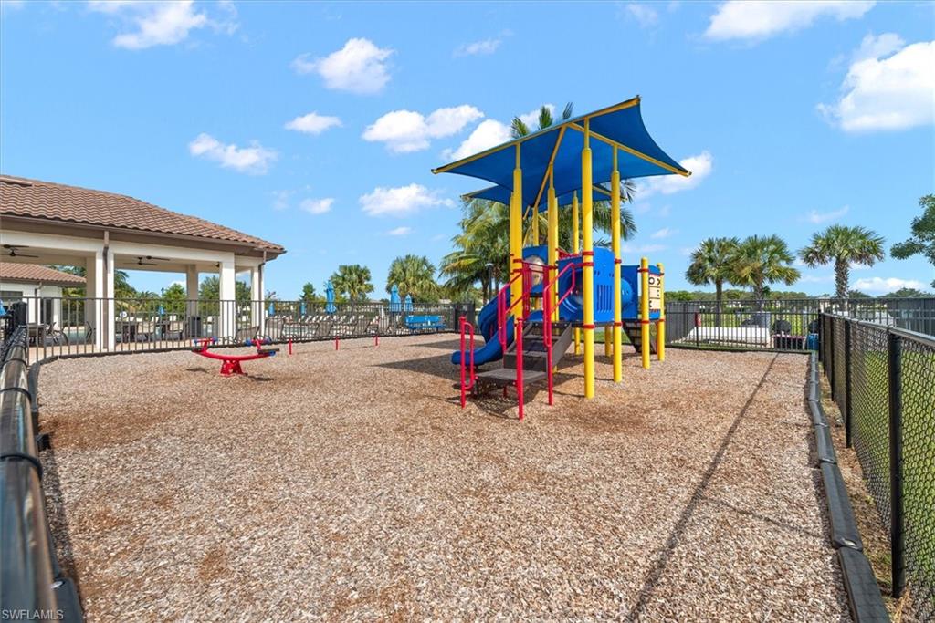 14528 Palamos Cir Property Photo 29