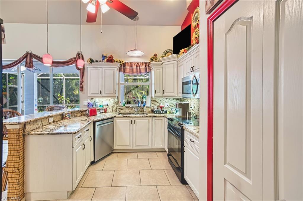 5940 Grey Fox Run Property Photo 3