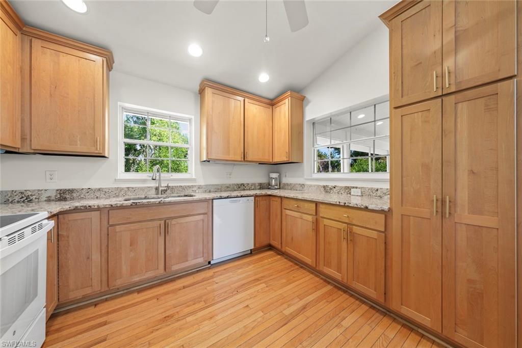 1846 Farm Trl Property Photo 13