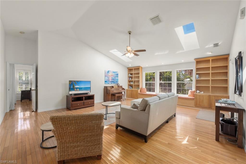 1846 Farm Trl Property Photo 25