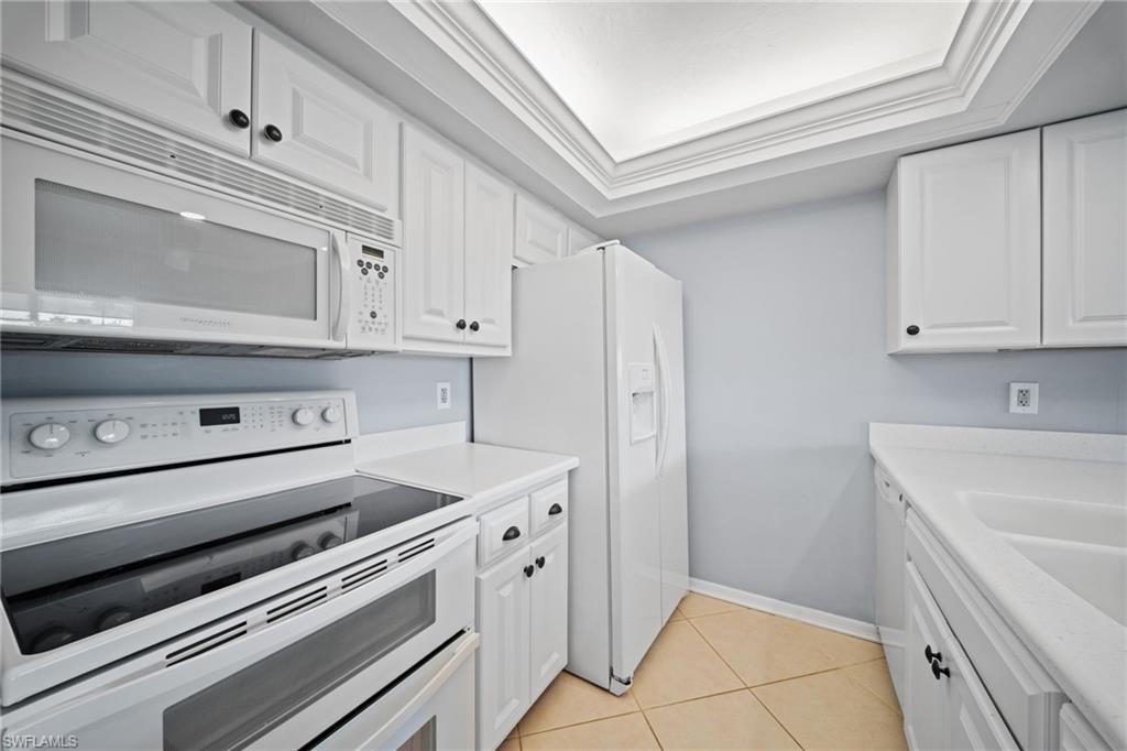 1039 Beach Rd 104 Property Photo 8