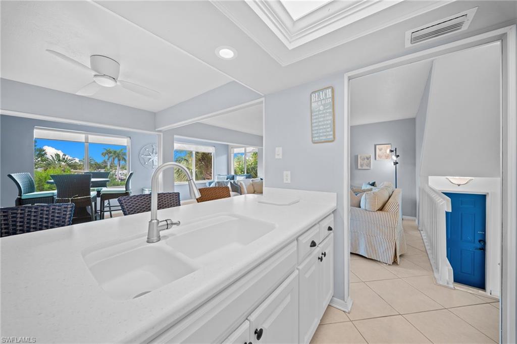 1039 Beach Rd 104 Property Photo 10