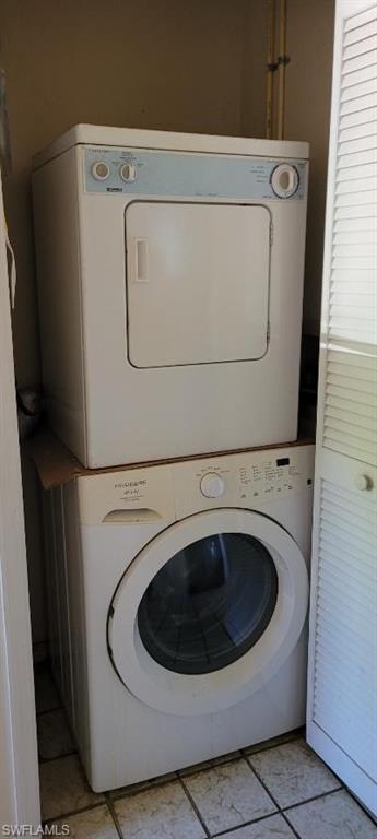 4321 Country Club Blvd # 101 Property Photo 1