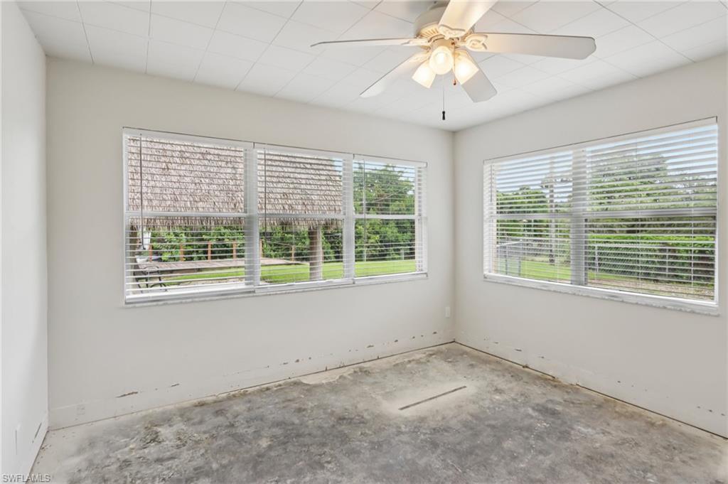 1037 Ione Dr Property Photo 26