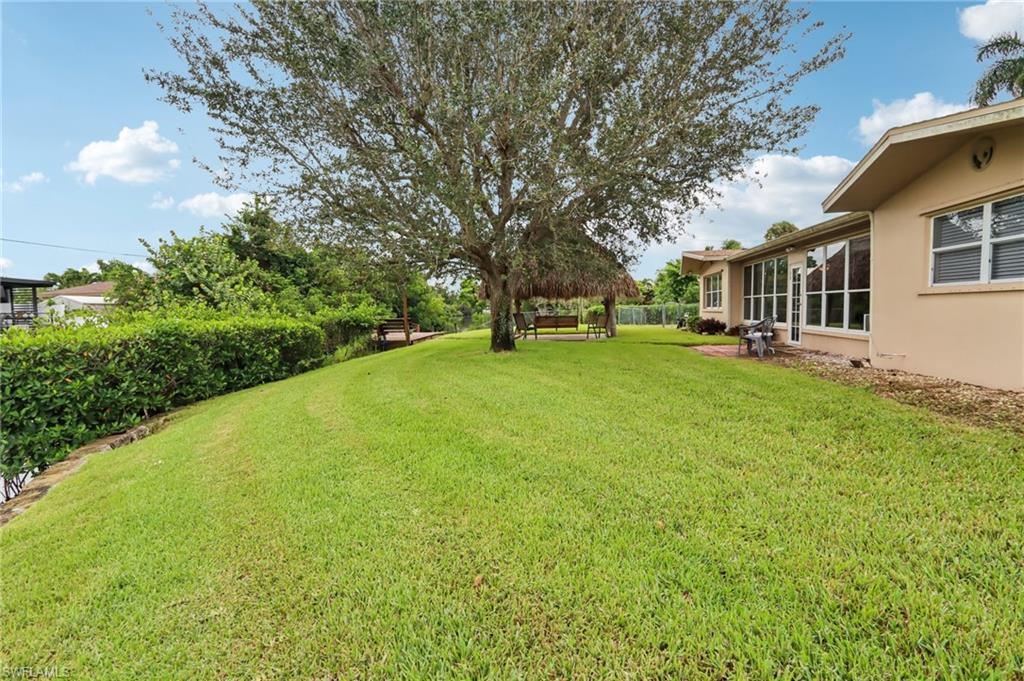 1037 Ione Dr Property Photo 30