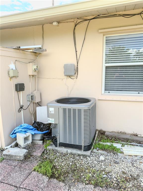 1037 Ione Dr Property Photo 40