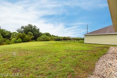 7380 Mikasa Dr Property Photo 27