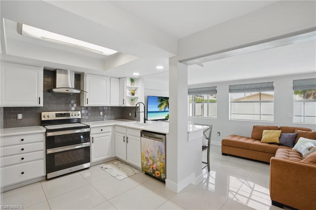 2941 Se 10th Pl Property Photo 4